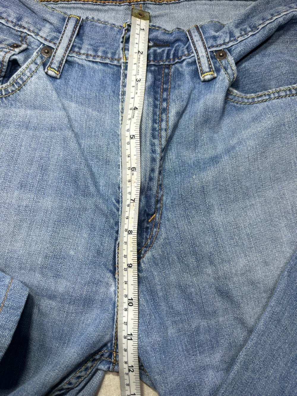 2010 Classic Men's 505 Straight-Leg Levi Jeans light wash distressed. 33” #y2k - Picture 7 of 11
